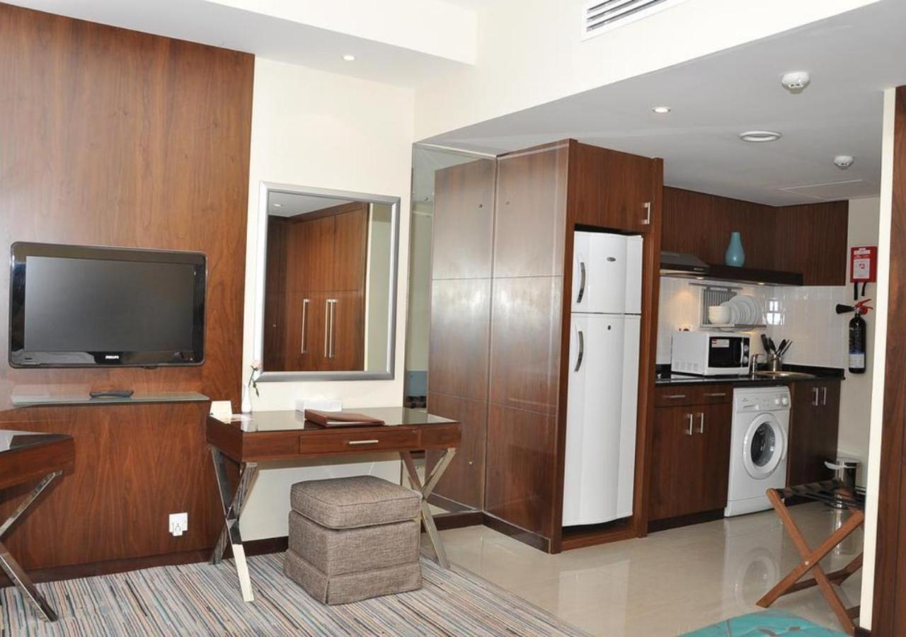 Phoenix Plaza Hotel Apartments Abu Dabi Dış mekan fotoğraf