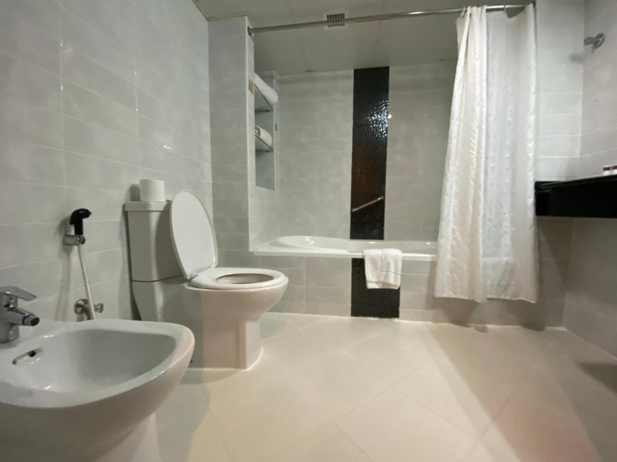 Phoenix Plaza Hotel Apartments Abu Dabi Dış mekan fotoğraf
