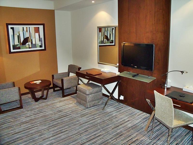 Phoenix Plaza Hotel Apartments Abu Dabi Dış mekan fotoğraf
