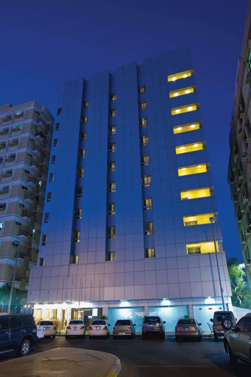 Phoenix Plaza Hotel Apartments Abu Dabi Dış mekan fotoğraf